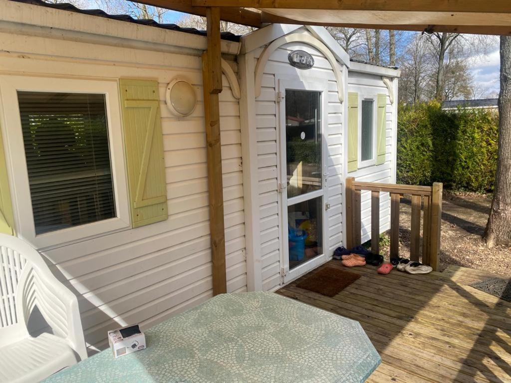 Mobil-Home Au Parc Des Roches Saint-Chéron Zewnętrze zdjęcie